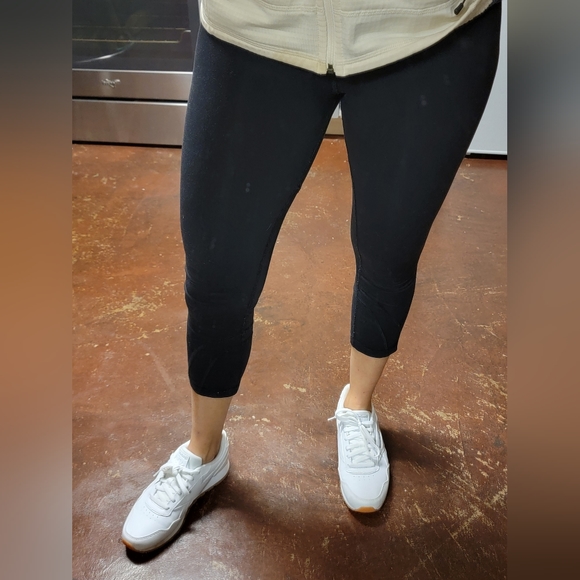 Lululemon leggings - Picture 1 of 12